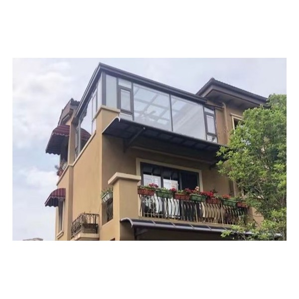 想要提高居家生活質(zhì)量，你家里需要一道伊盾安全門(mén)窗！