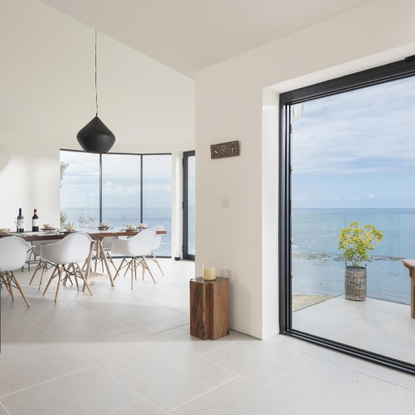 伊盾門窗新騎士系列推拉門，每天靜享優(yōu)雅家居生活！