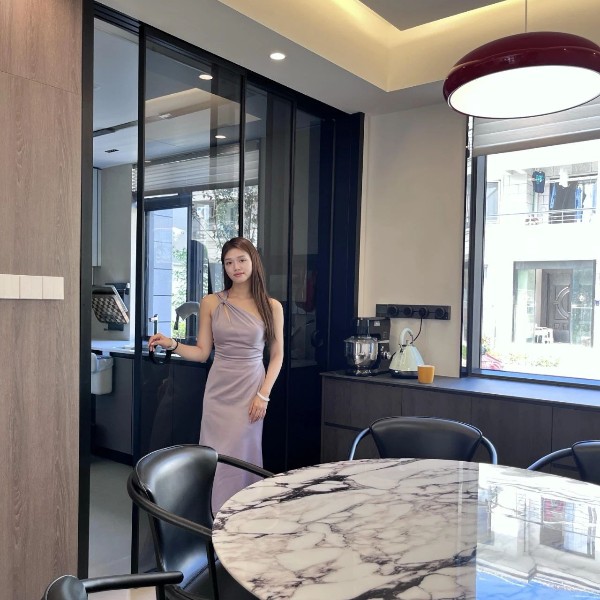 門窗十大品牌之伊盾門窗，產(chǎn)品為根，模式為王！