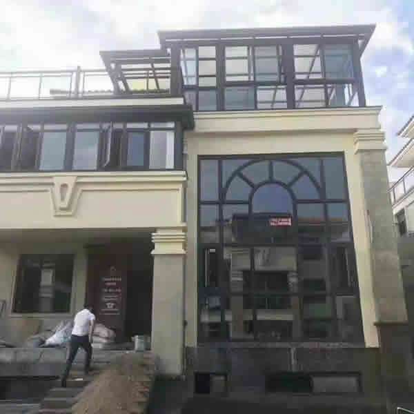 門窗加盟代理，應(yīng)該如何選擇適合自己的品牌來(lái)賺錢？