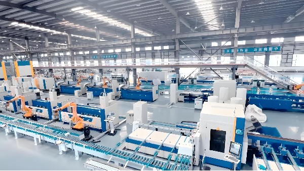 加盟門窗應該怎么選？選對品牌讓年收益翻倍！