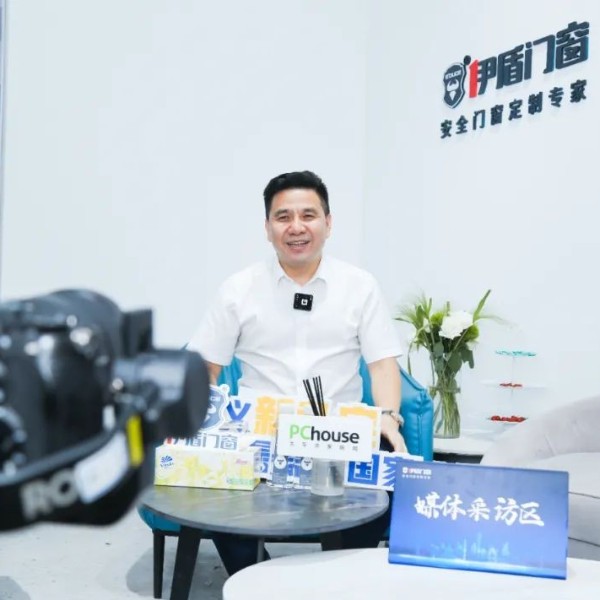 2022中國建博會丨伊盾展廳人氣火爆 捷報頻傳！